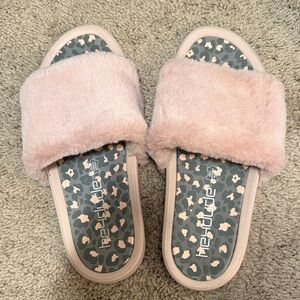 Hey Dude Pink Fuzzy Slippers